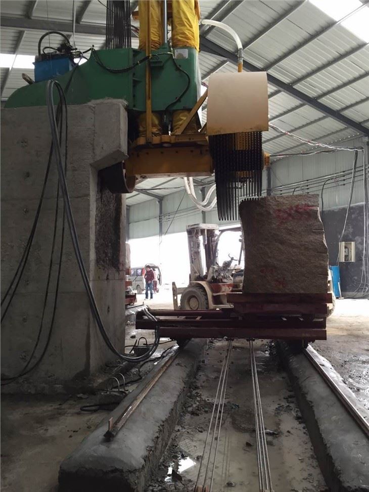 Multiblade Stone Block Cutter Multiblade Stone Block Cutter